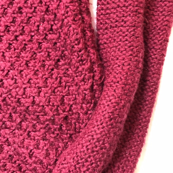 Maroon American Eagle cowl neck (S) sweater - Picture 3 of 3
